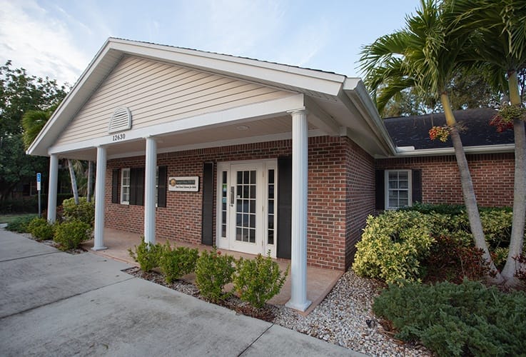 Front entrance of Fort Myers dental office